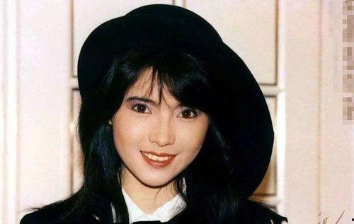 娱乐圈里的人吃瓜是谁呀,揭秘明星幕后故事